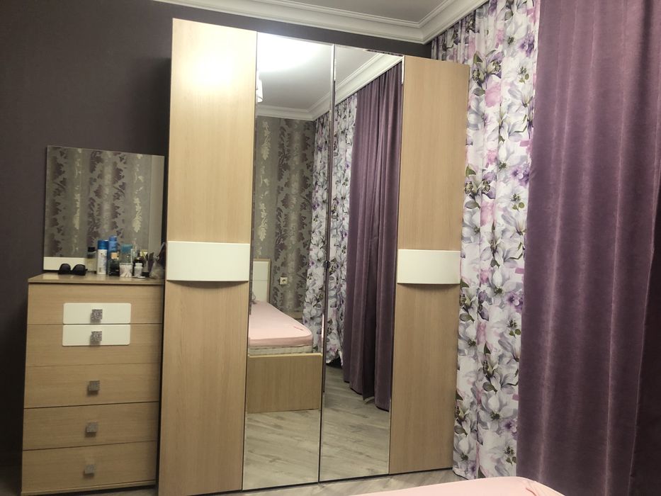 Спальный гарнитур