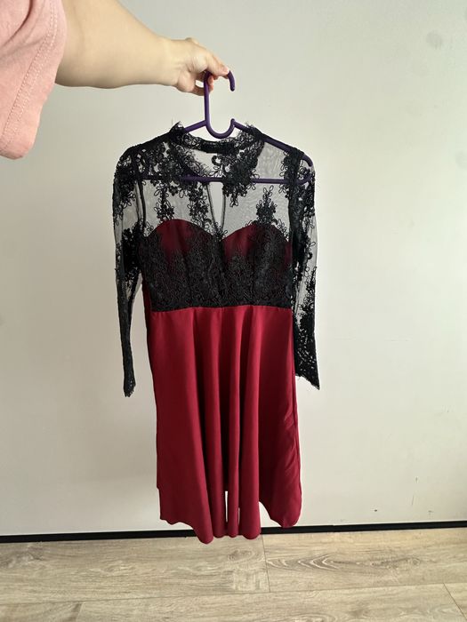 Платье вечернее продается