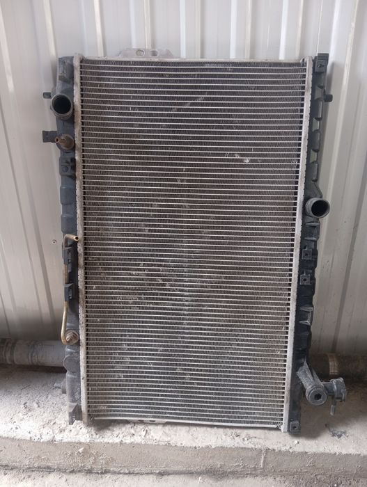 Радиатор хундай сантафе 2,7 2003 год
