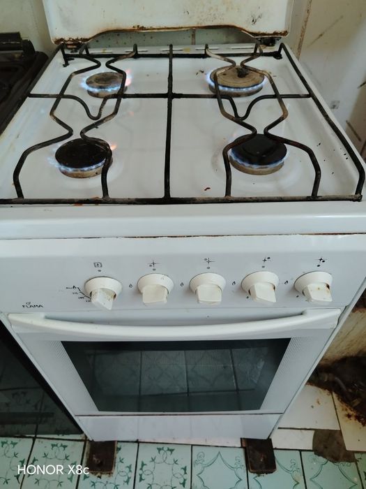 Газ плита, состояние не плохой