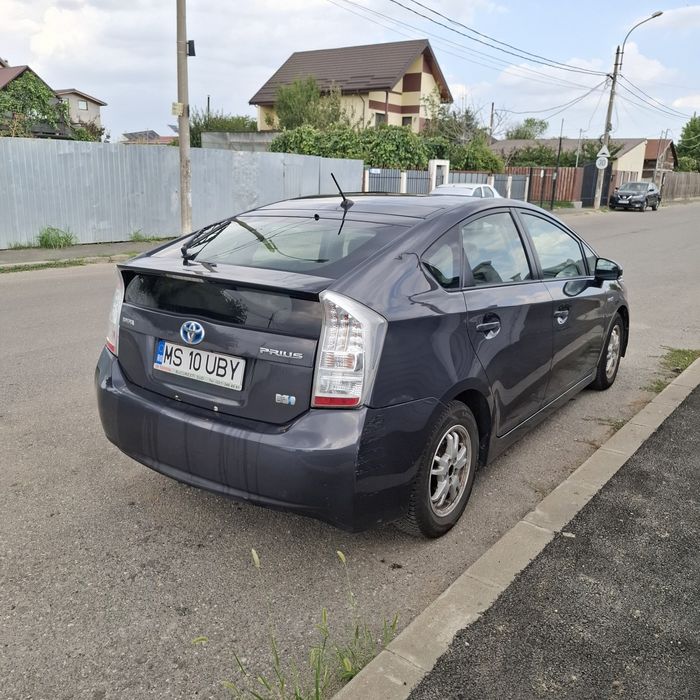 Toyota Prius 1.8 hibrid baterie noua