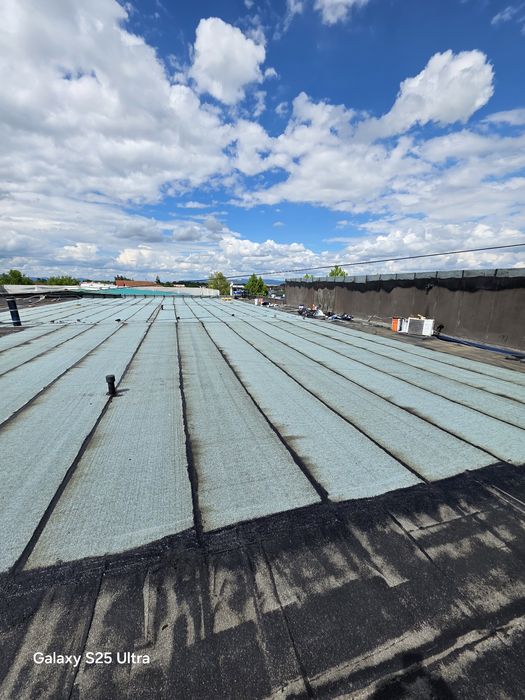 Hidroizolatii  / terase / reparații acoperiș / izolații