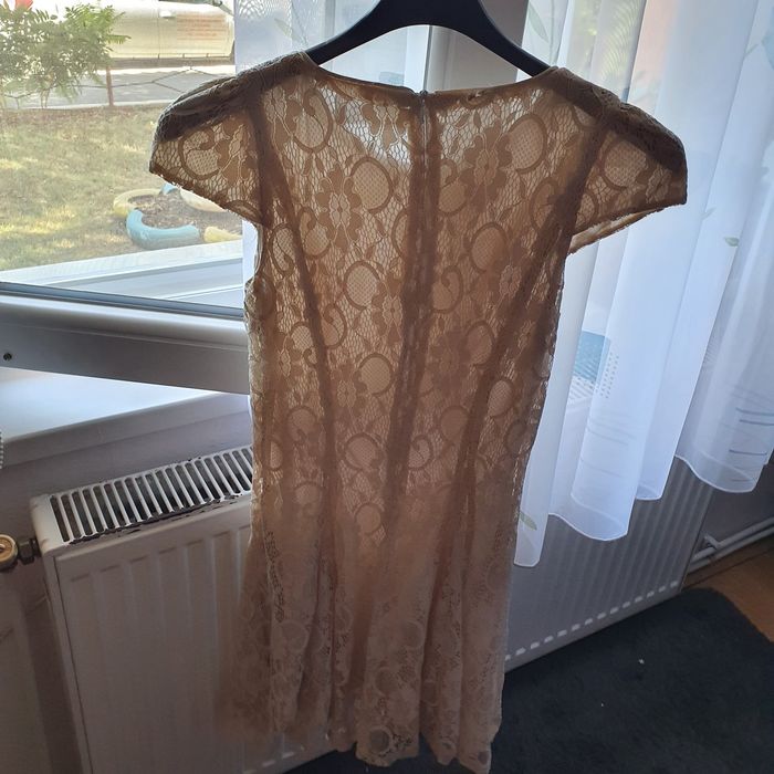 Vand rochiță scurta