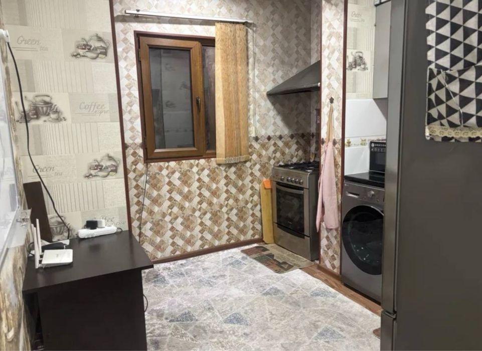 Тинчлик метро 1 хонали квартира сотилади
