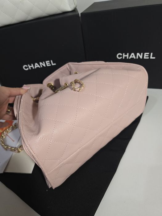 Налична чанта Chanel Hobo 25s розова
