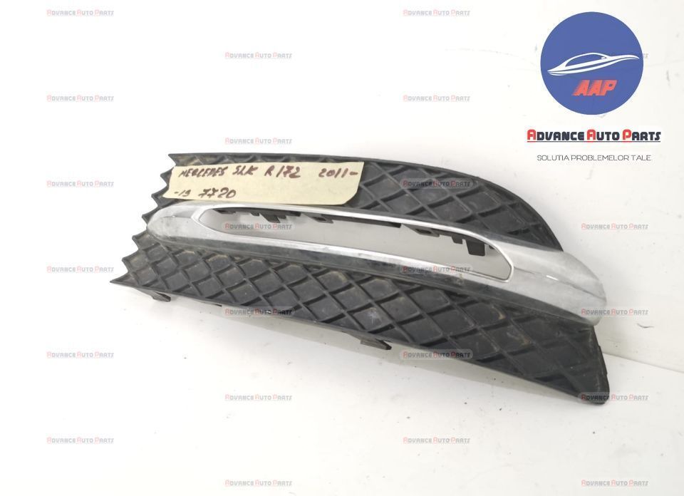 Grila proiector stanga cod A1728859223 originala Mercedes-Benz SLK-Cla