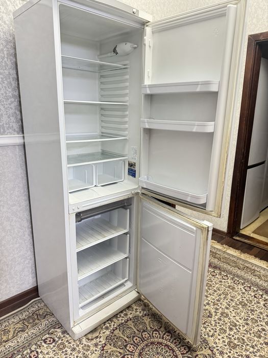 холодильник белый б/у