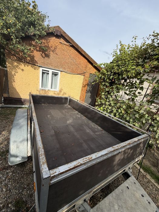 Vand remorca 1400kg, sistem iluminare led, osie dubla