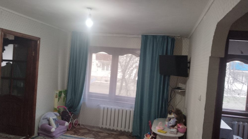 Продам 2 комнатную квартиру