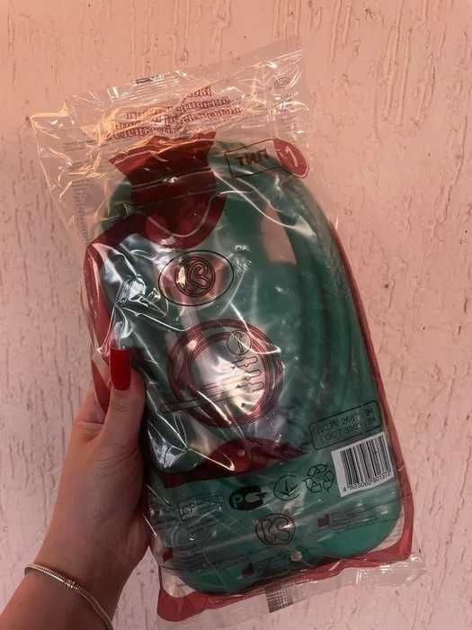 Грелки Медицинские резиновые грелки с комплектом насадок для клизмы.