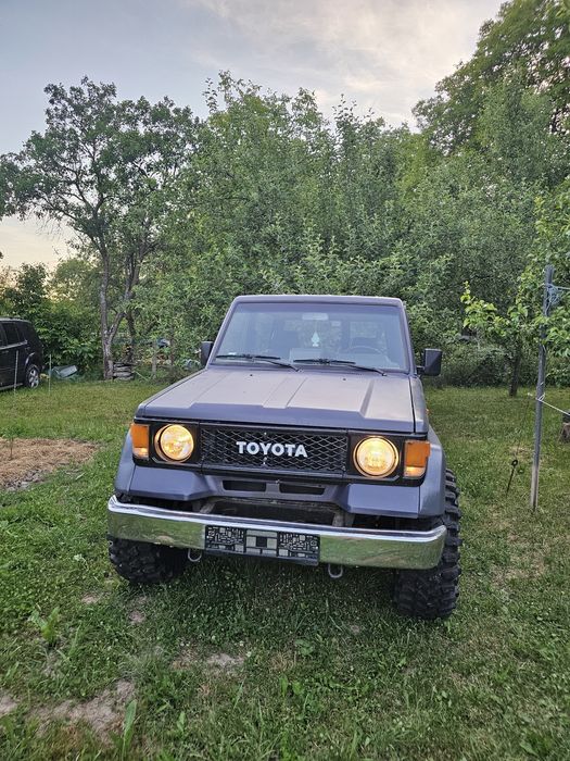 Toyota  LandCruiser lj70