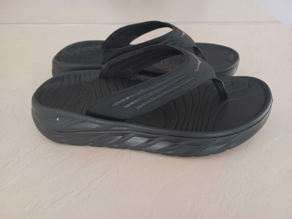 Продават се  джапанки Hoka