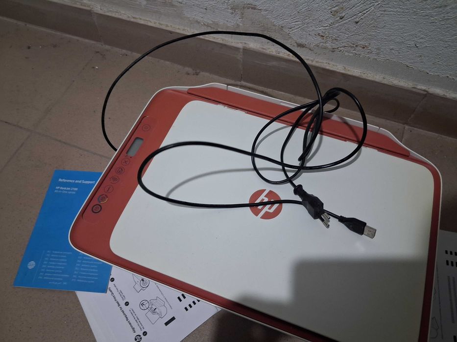 Imprimanta multifunctionala HP 2700 wi-fi