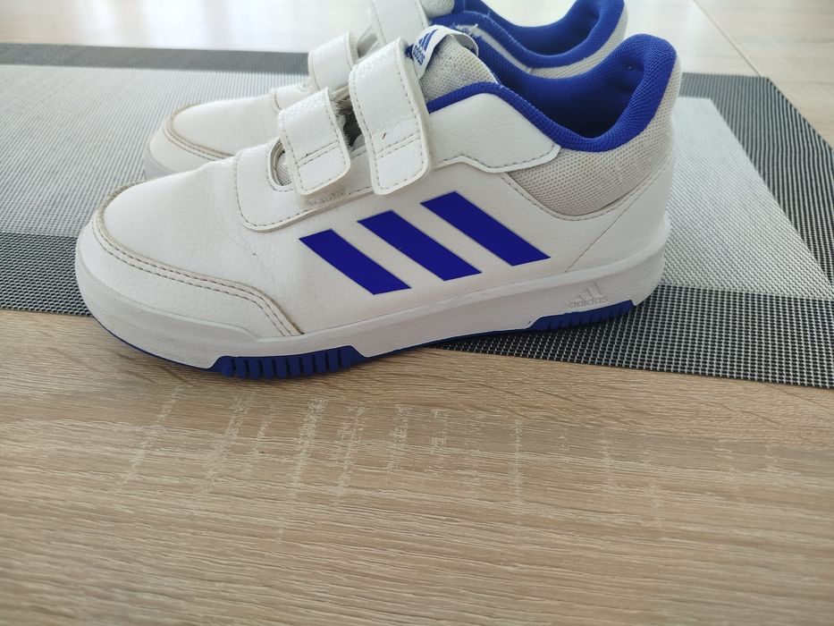 Adidași Nr 34 adidas