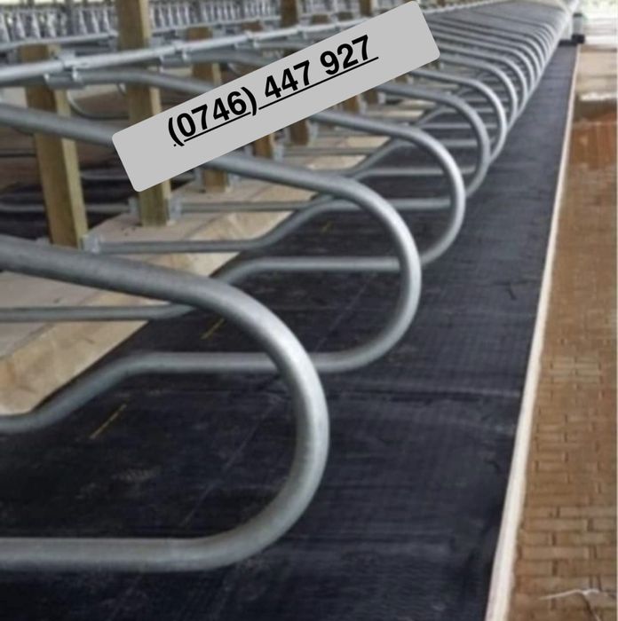 Banda de cauciuc ideala pentru boxe de cai, animale, vaci, balastiere