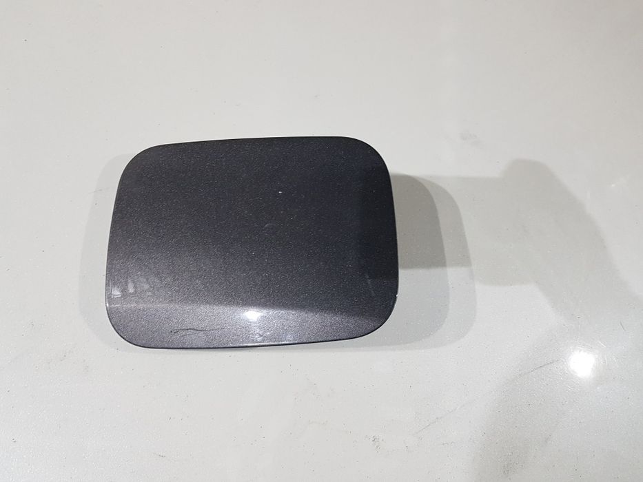 Крышка бензобака/лючок бензобака Toyota Highlander 2014-19