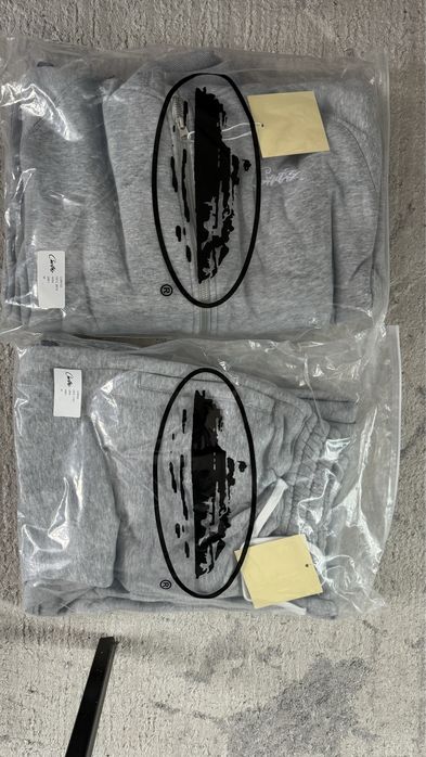 Новая cortez двойка зипка и брюки