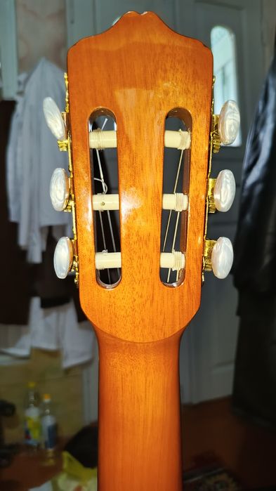 Yamaxa c 40   sotiladi hali yangi komplekt sotiladi