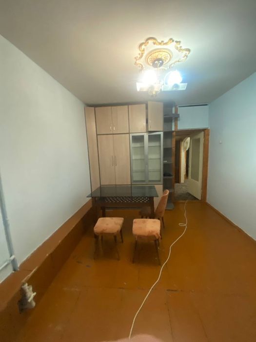 Продаётся 3 комнатная квартира пириделана 4 комнат