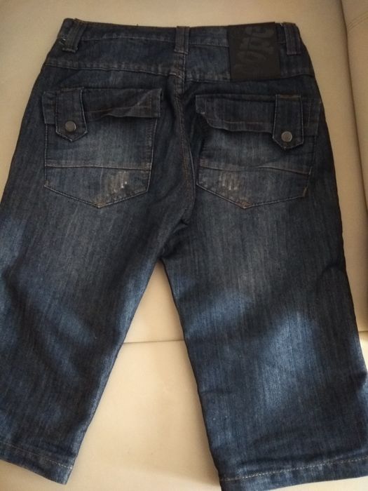 Детско-ношеска блуза , къси дънки