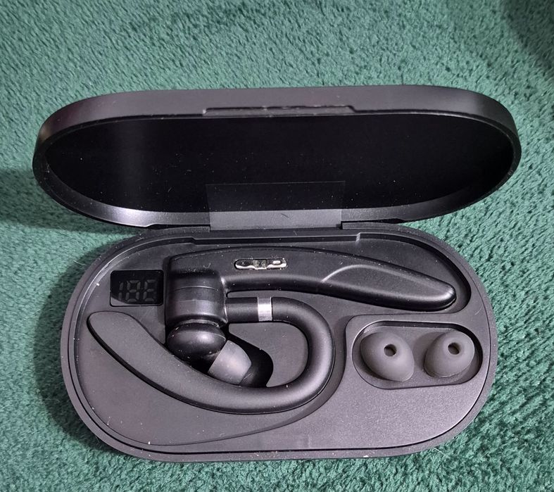 Casti bluetooth in stare foarte noua