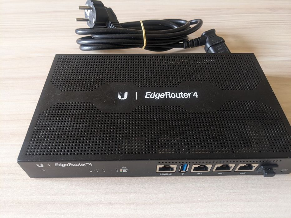 Ubiquiti EdgeRouter 4 кабелен рутер