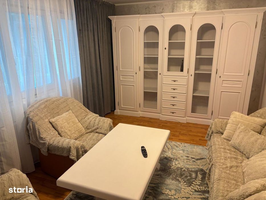 De vanzare apartament cu 3 camere, complet mobilat și utilat