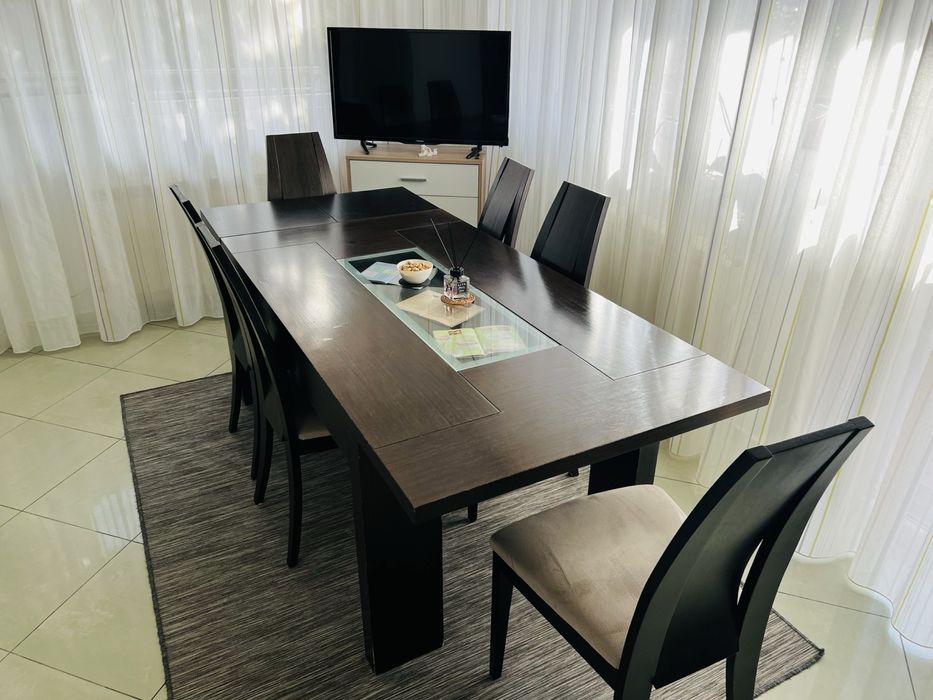 Кухненска маса със шест стола