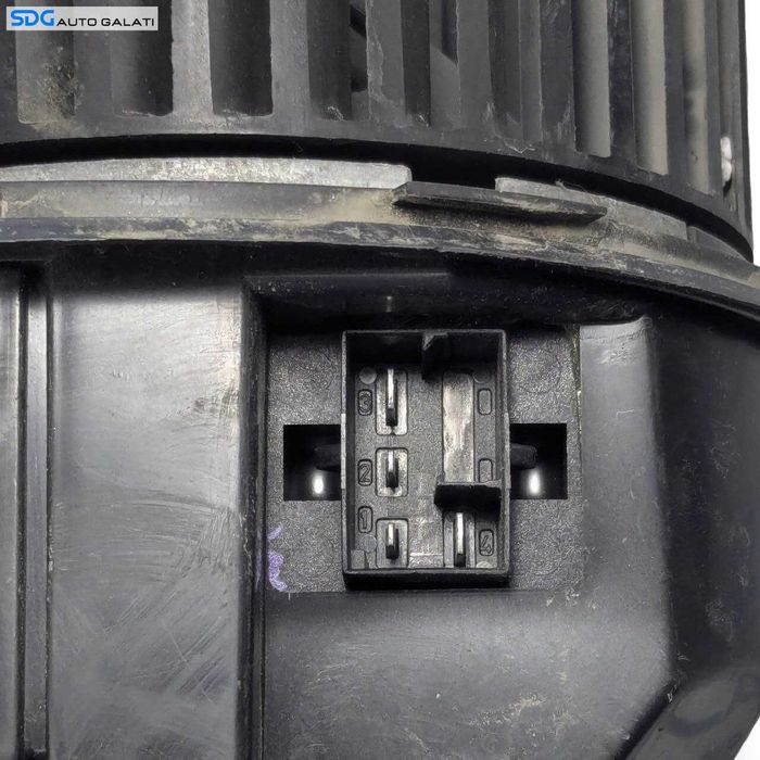 Aeroterma Motoras Ventilator Habitaclu Volkswagen Golf 5 2004 - 2008 [LR2553]