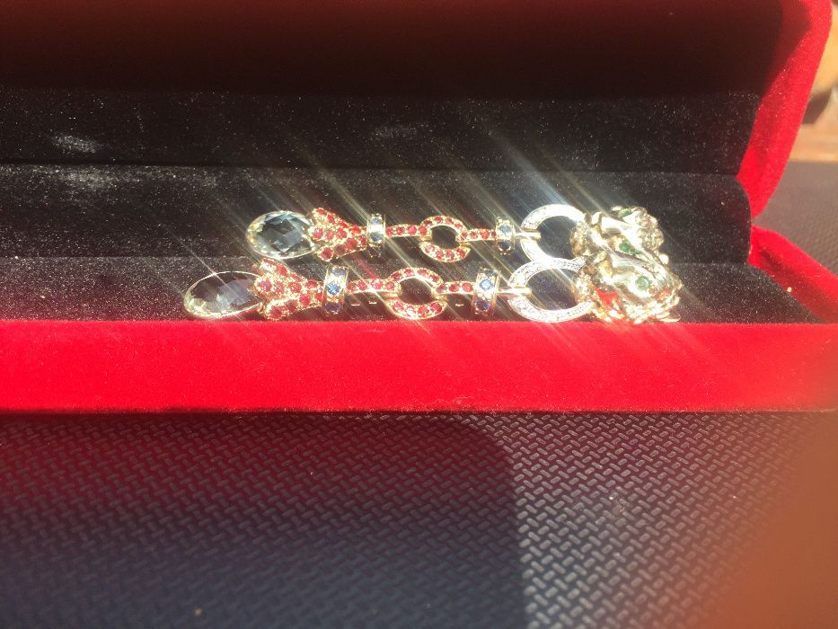 Продаются серьги