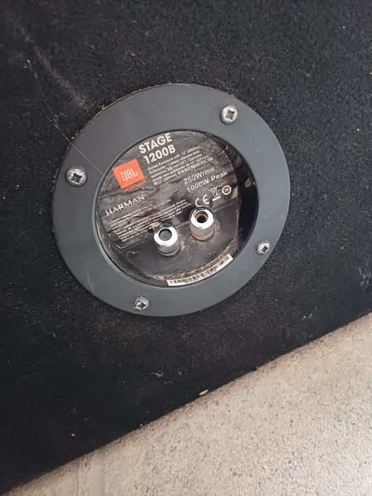 JBL sambufer yashigi bilan tayyor