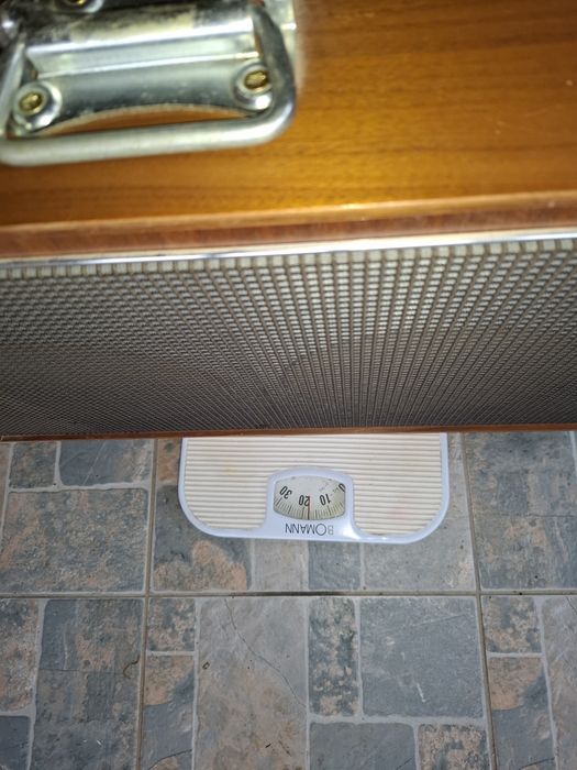 Boxe GRUNDIG.stare buna