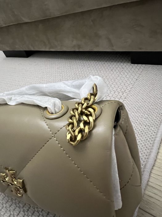 Geanta Tory Burch Kira Chevron bej