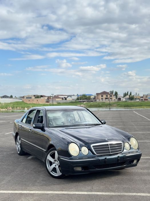 Mercedes bens 210