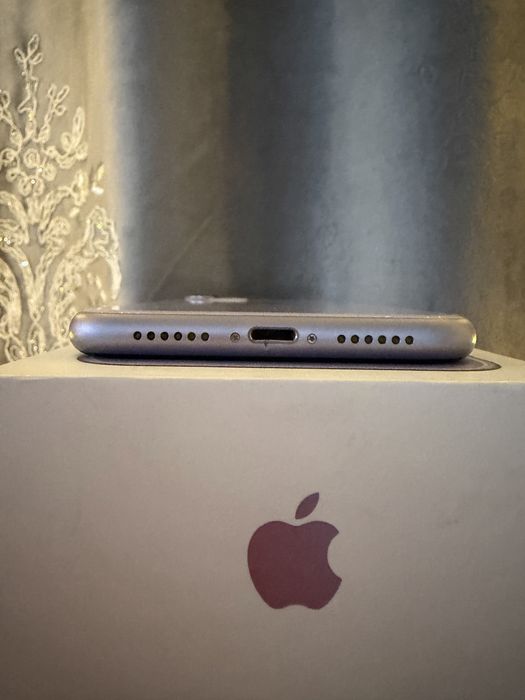 Продам iphone 11