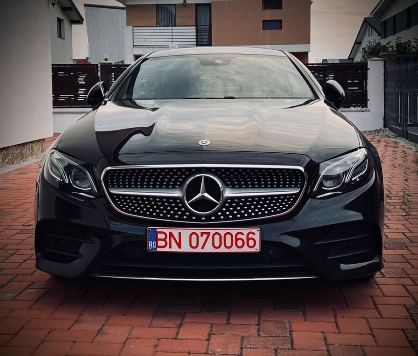 Mercedes-Benz E Mercedes-Benz E350e 9G AMG Line Coupe 299CP mild-hybrid