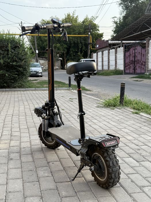 Продам самокат kugoo m5 sport