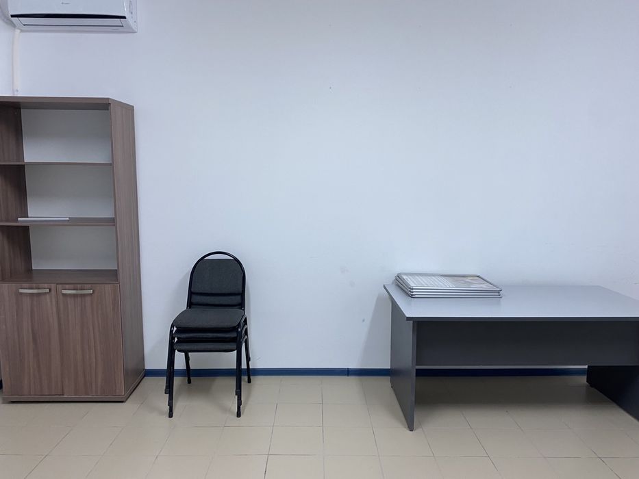 Сдам офис 30 кв   , (5 этаж)