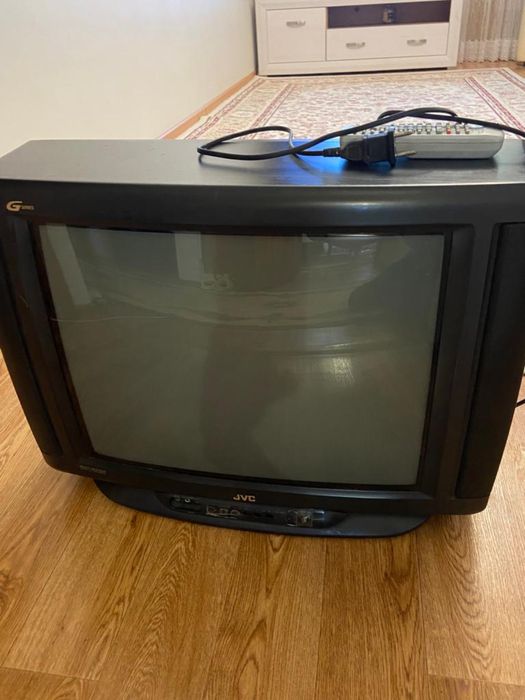 Продам телевизор JVC