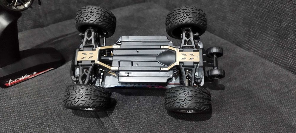 НОВО!! RC Car Количка с дистанционно управление Wltoys 7.4 50+km.h.