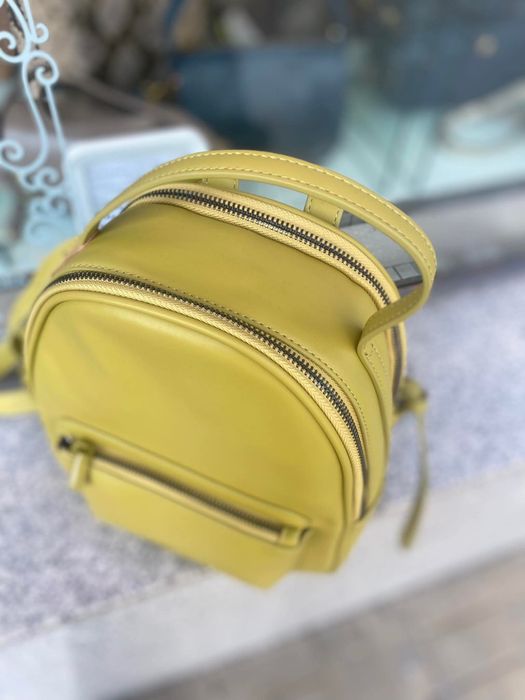 Дамска раница Axel