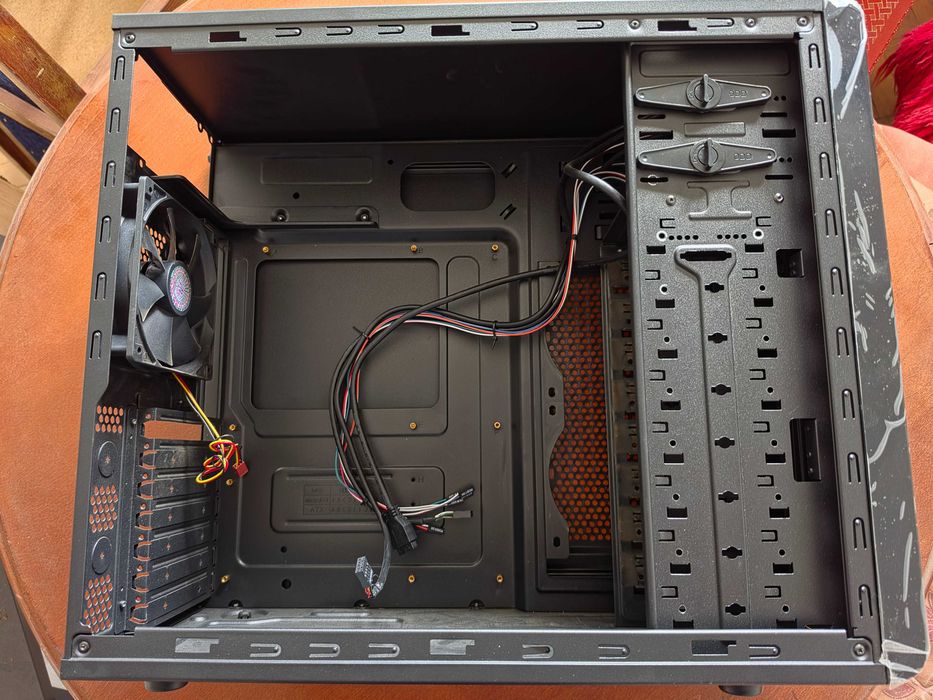 Компютърна кутия Cooler Master Force 500