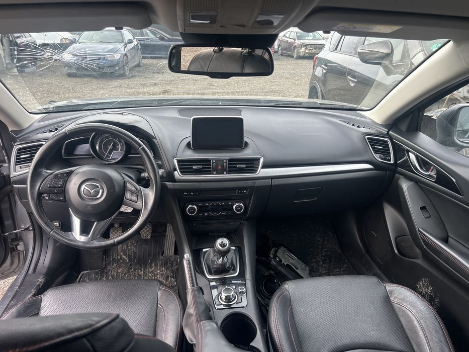 Dezmembrez,Piese Mazda 3 BM 2015 2.2diesel