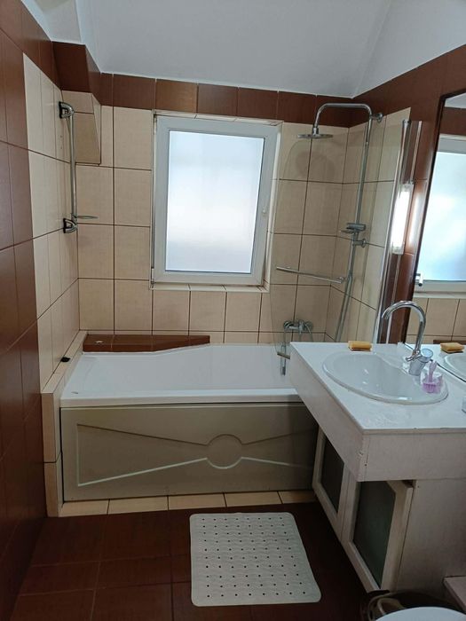 Dau spre inchiriere apartament in Floresti