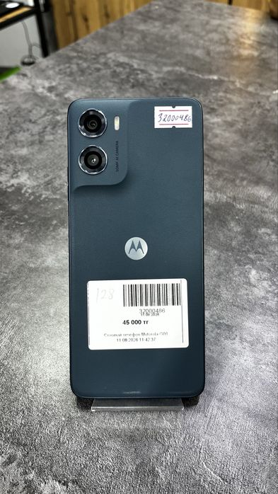 Motorola телефон.