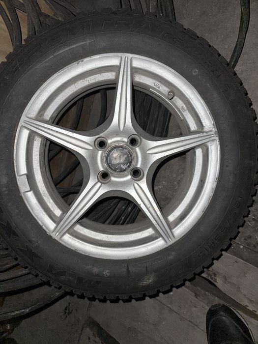 Продам шины с дисками