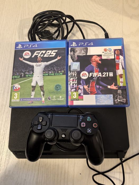 Playstation 4 cu un controler si 2 jocuri