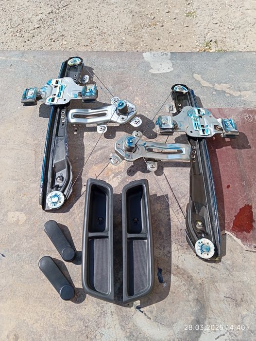 Стеклоподъёмник от Кобальта