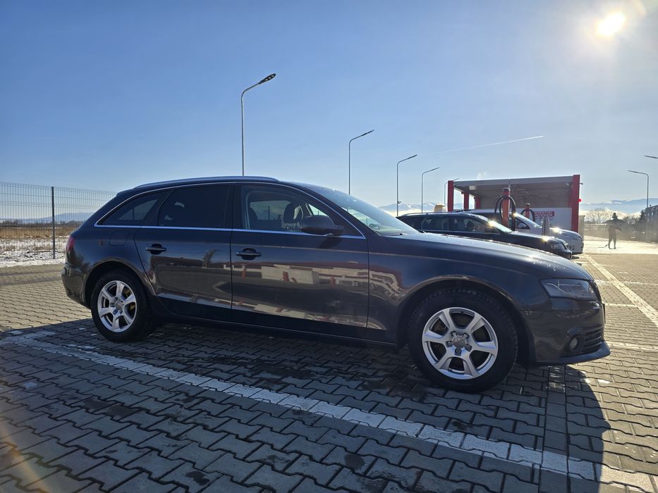 Audi A4 b8 170cp quattro