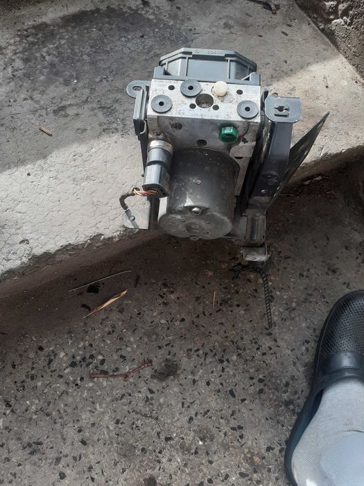 Ауди а6 2.5тди 155 коня 2002година